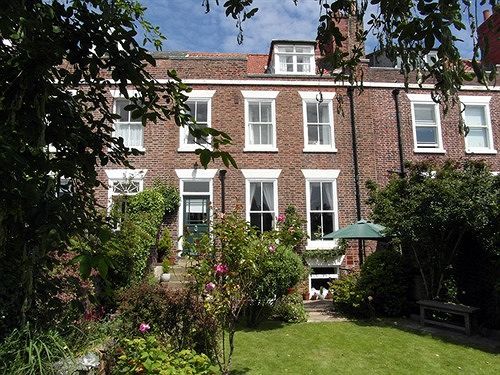 Bed and Breakfast Saint Hilda'S House Whitby Esterno foto