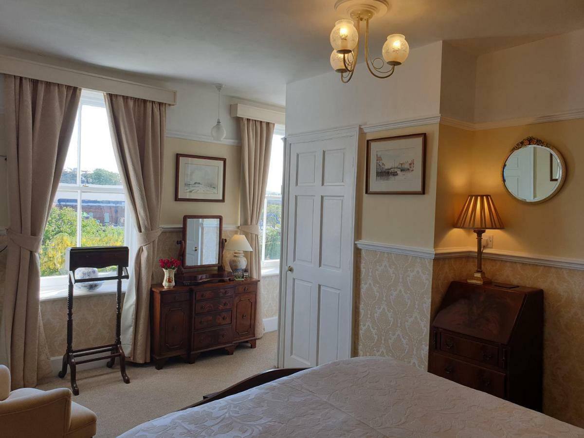 Bed and Breakfast Saint Hilda'S House Whitby Esterno foto
