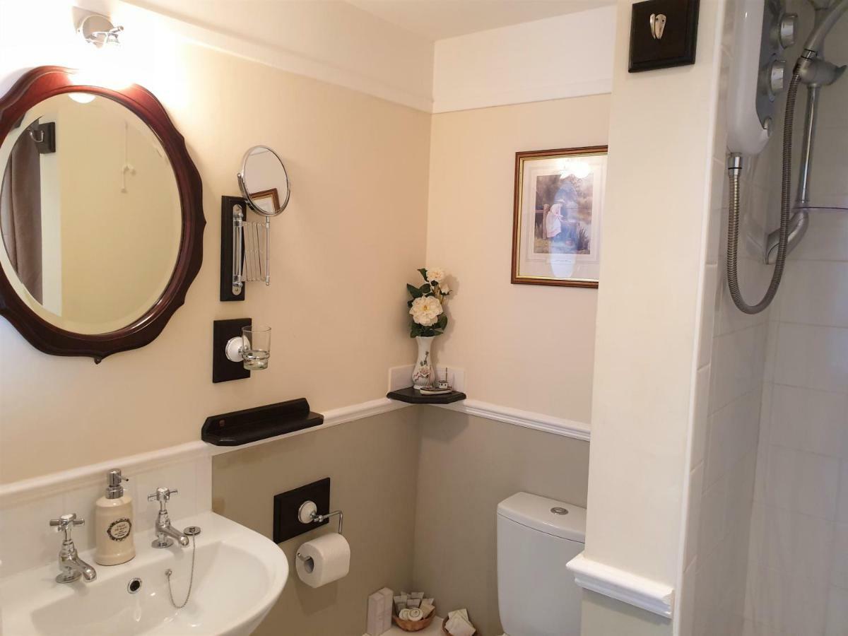 Bed and Breakfast Saint Hilda'S House Whitby Esterno foto